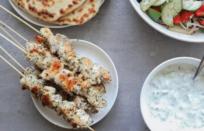 chicken souvlaki with dip